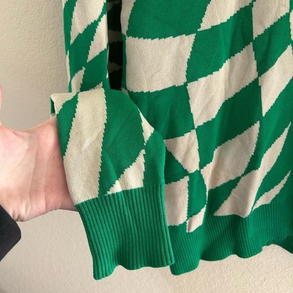 Edikted Morphy Oversized Green White Geometric Sweater Size M/L Women's Preppy - Picture 11 of 11